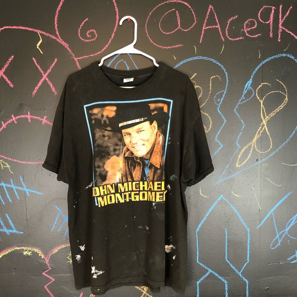 Vintage John micheal Montgomery 2002 tour shirt